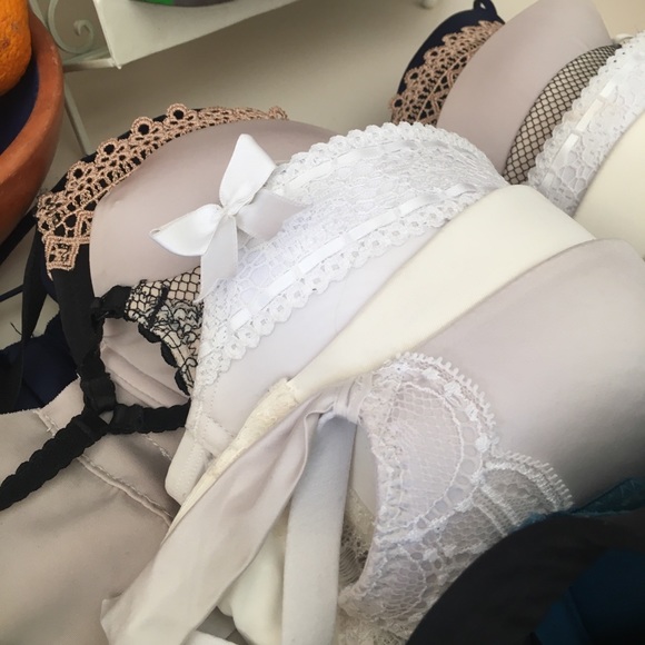 Victoria's Secret Other - Ladies Bras